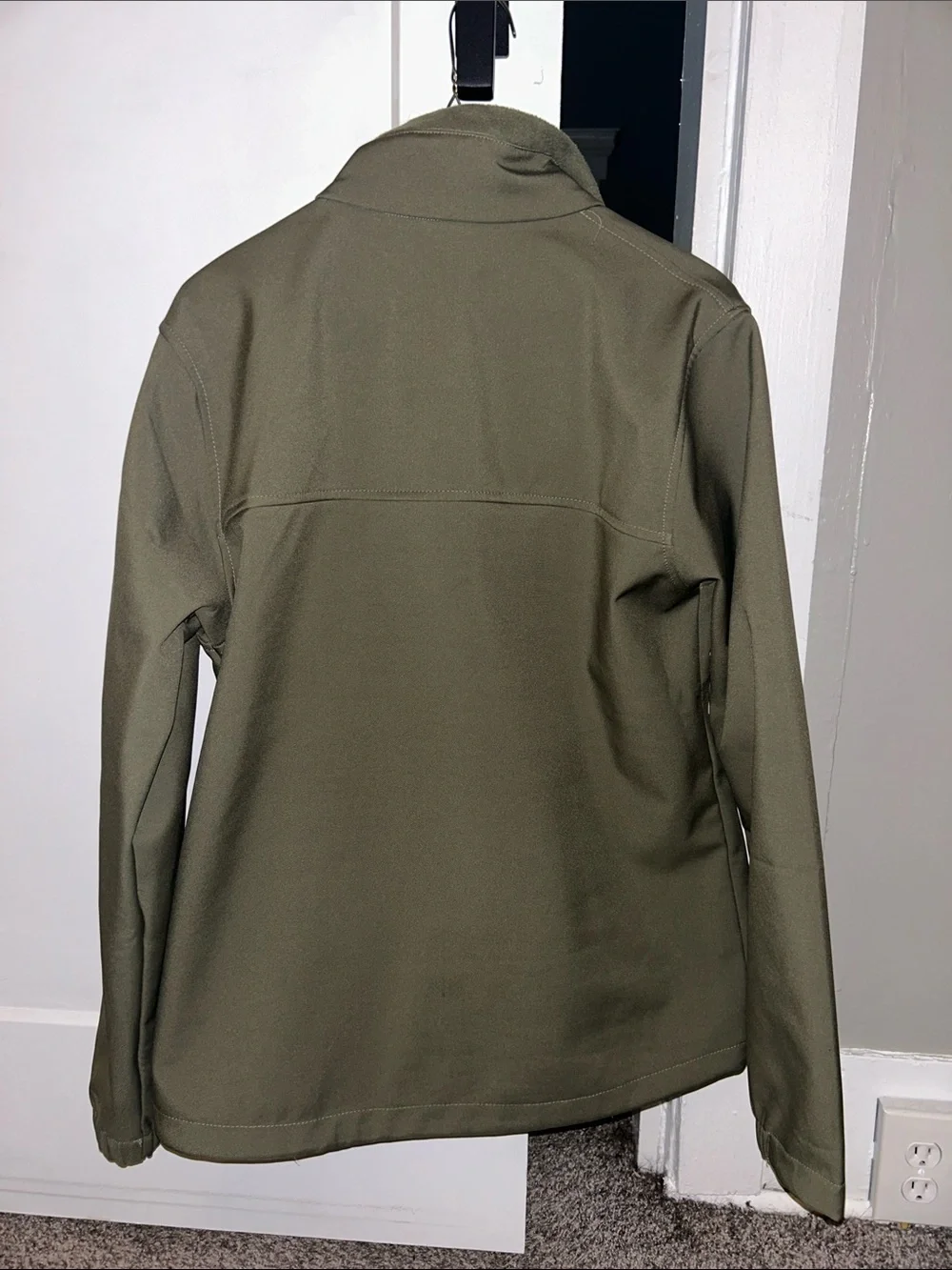 Men’s Columbia Zip Up Jacket- Medium